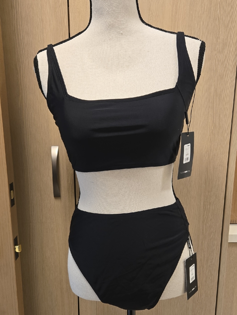 Fashion Nova Black Logo Hang Tag